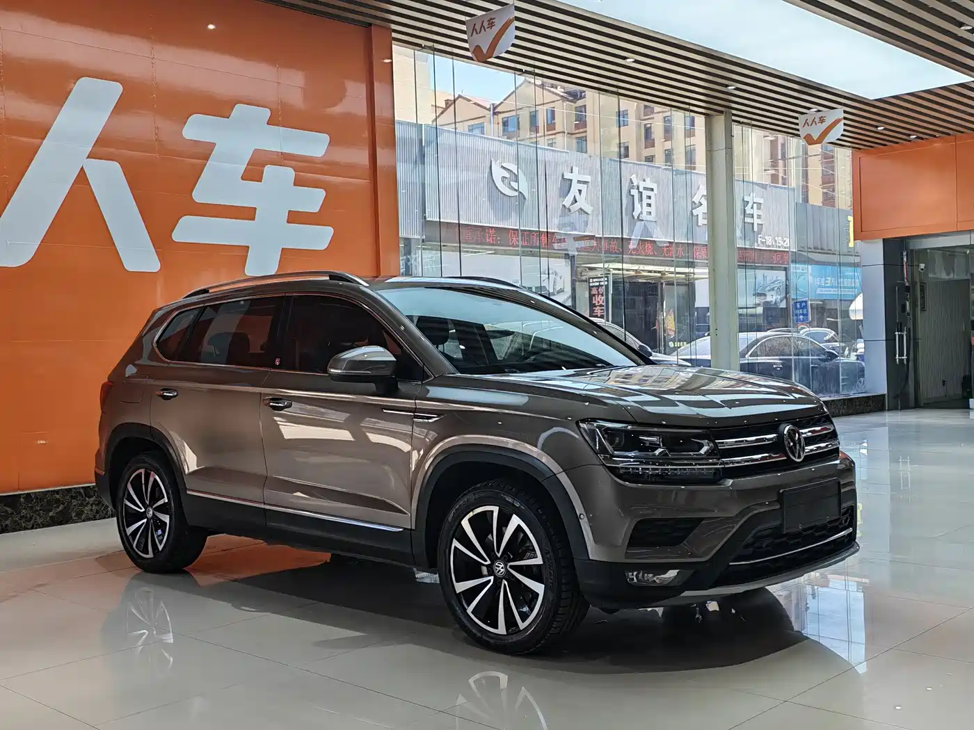 Volkswagen Tharu 2019 Model 330TSI 4WD Flagship Edition China VI фото 3