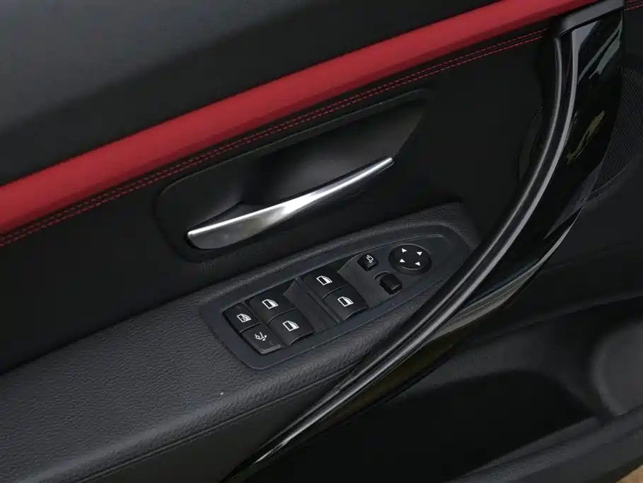 BMW 3 Series GT 2016 320i Design Package фото 46