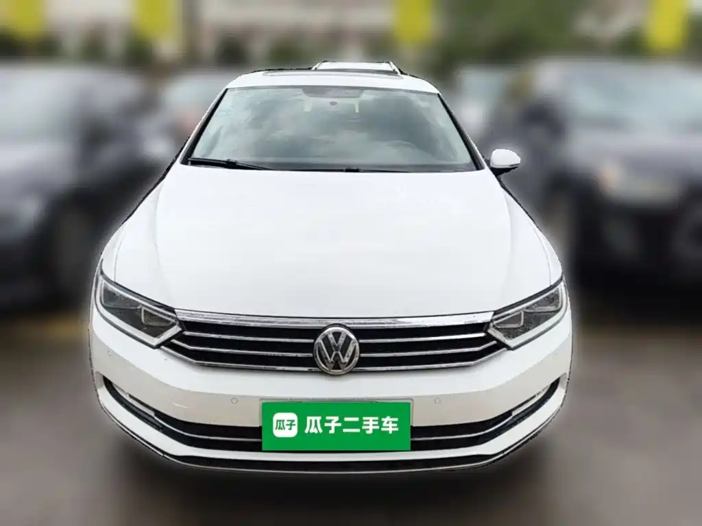 Photo 5 - Volkswagen Magotan