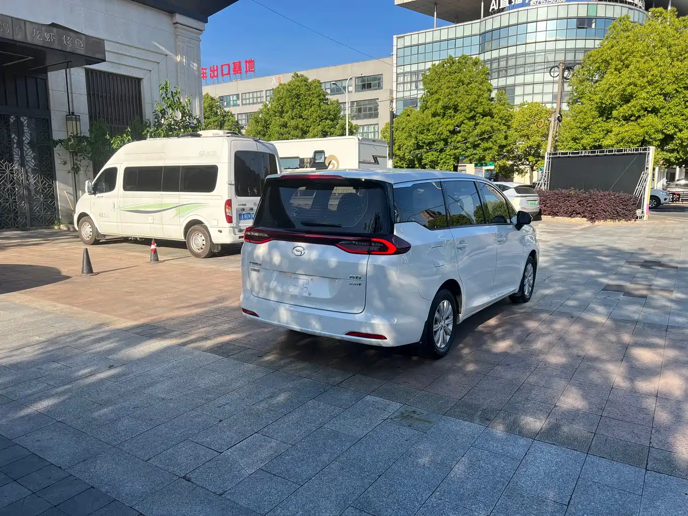 GAC Trumpchi Trumpchi M6 2021 270T Manual Elite Edition (7-Seater) фото 16