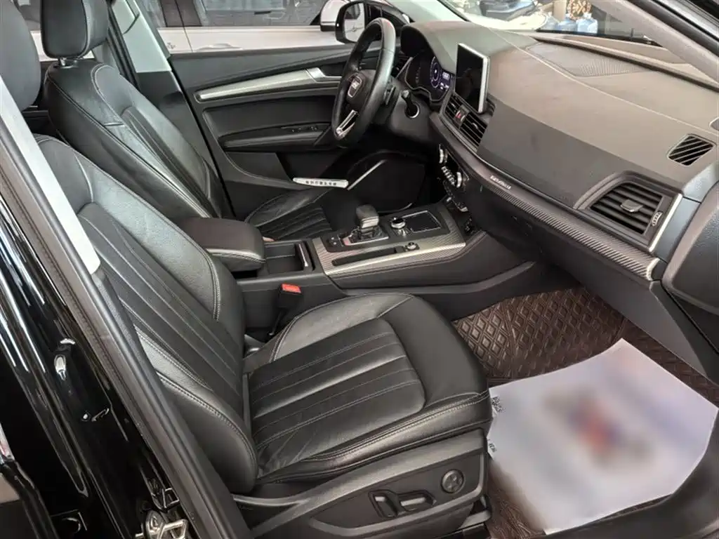 Audi Q5L 2020 45 TFSI Exclusive Fashion фото 22