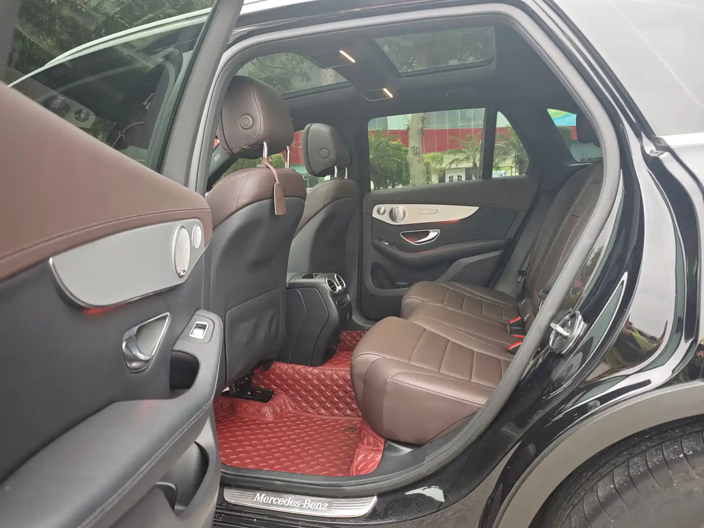 Mercedes-Benz GLC 2022 Facelift GLC 260 L 4MATIC Dynamic фото 7