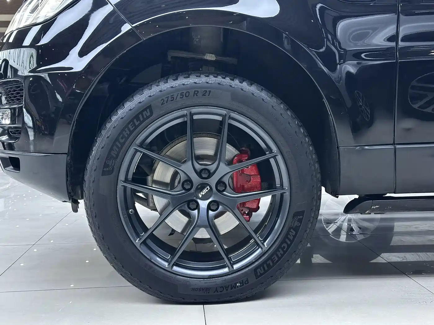 Land Rover Range Rover Sport 2016 Model 3.0 SC V6 SE фото 4