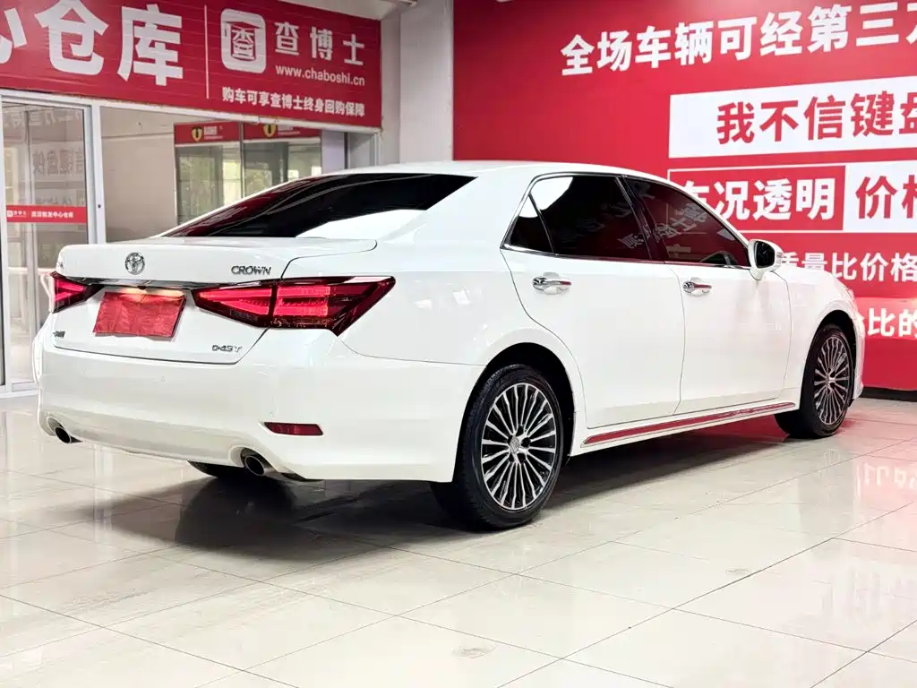 2019 Toyota Crown