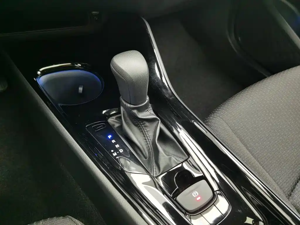 Toyota IZOA 2021 2020 2.0L Yi Xiang Edition