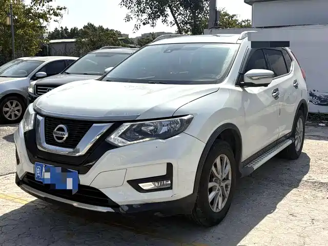 NISSAN QIJUN