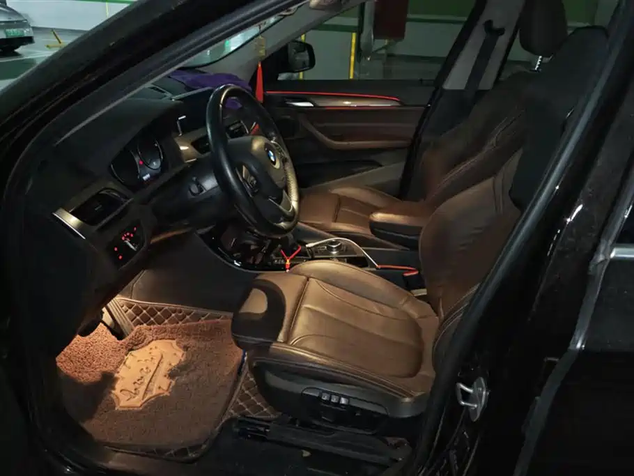 BMW X1 2019 xDrive20Li Premium Model фото 9