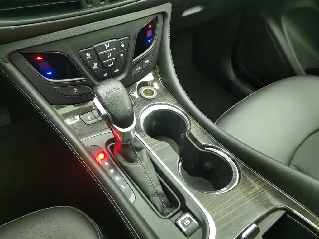 Buick Envision Plus 2019 20T FWD Leading Model China VI фото 13