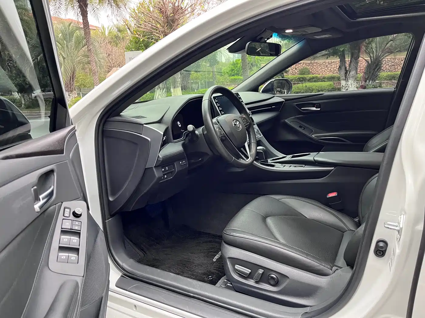 Toyota Avalon 2019 2.0L Luxury Edition (China VI) фото 7