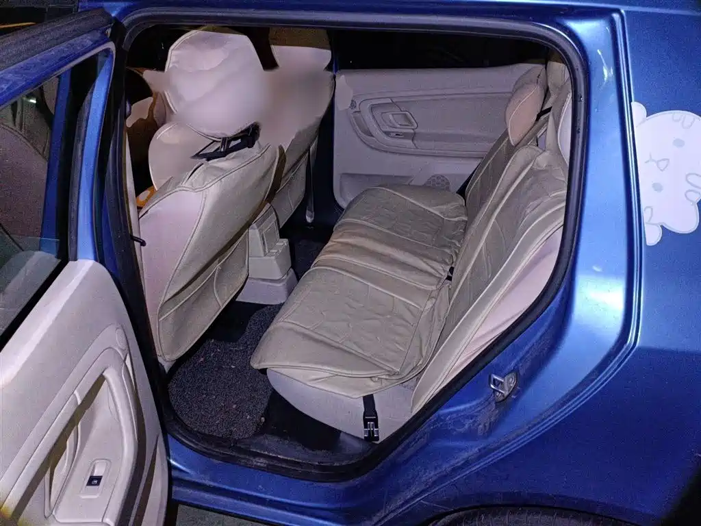 Škoda Fabia 2014 1.4L Automatic Crystal Edition фото 15