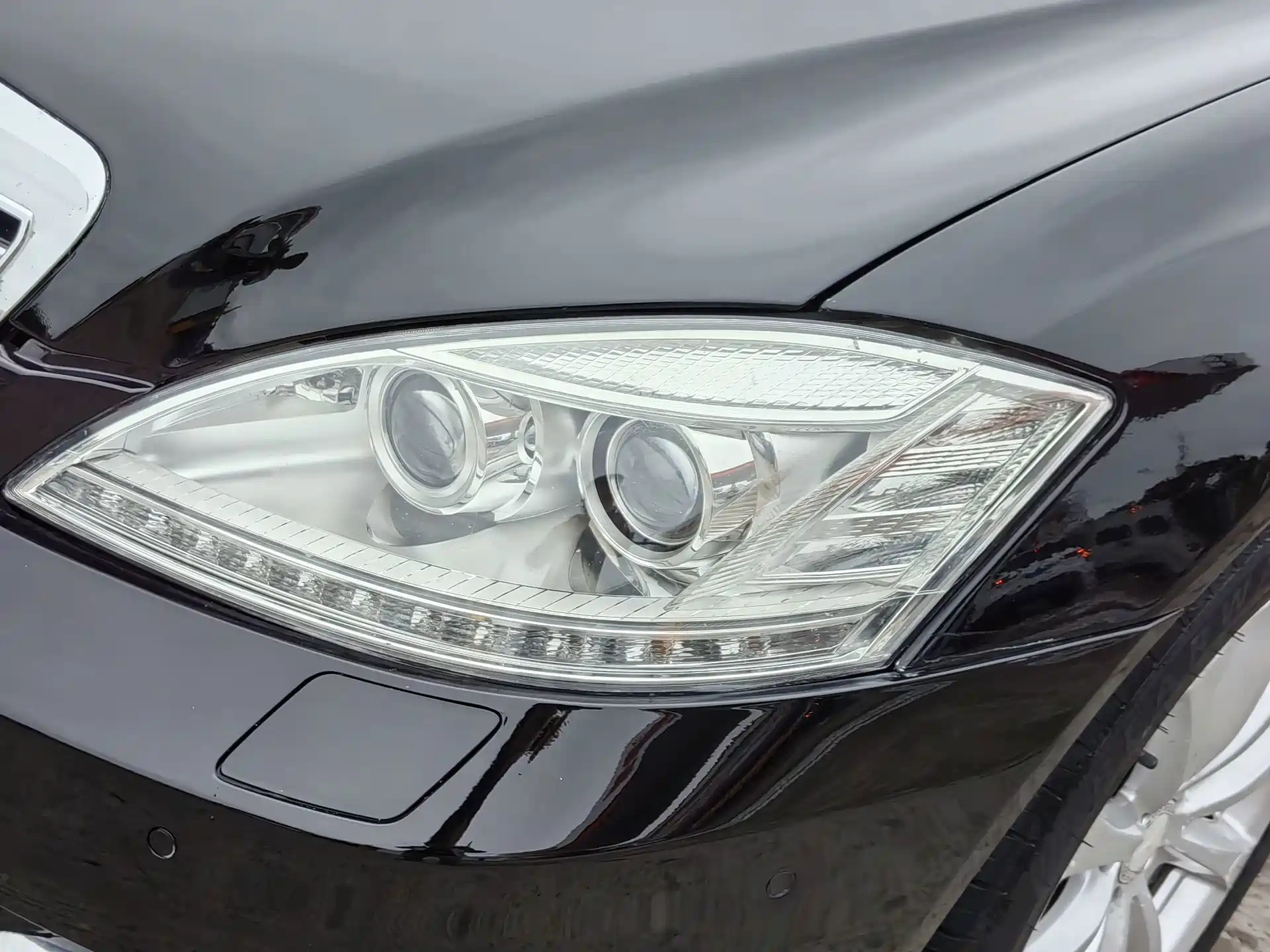 Photo 12 - Mercedes-Benz S-Class