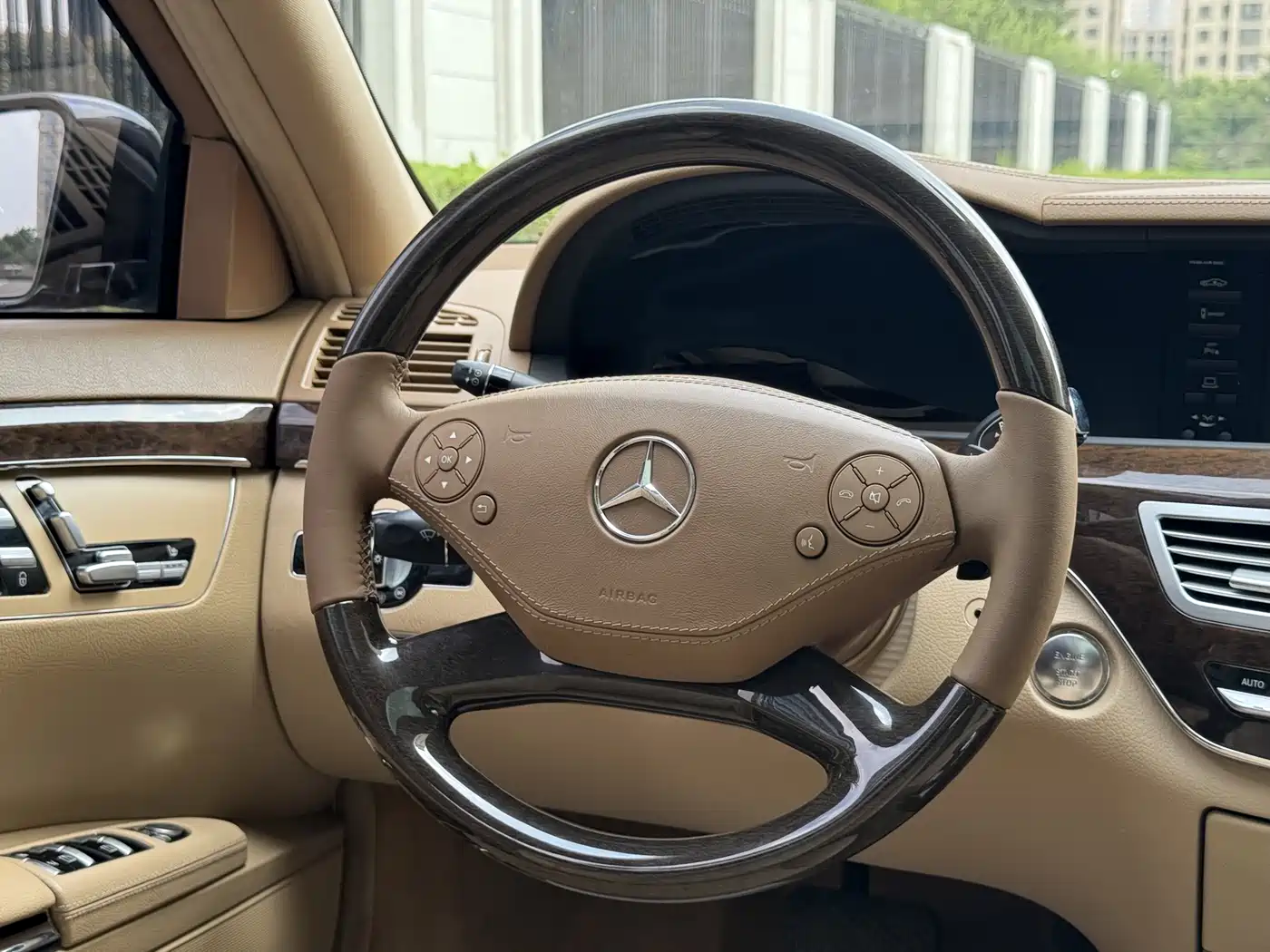 Mercedes-Benz S-Class 2012 S 300 L Business Grand Edition фото 13