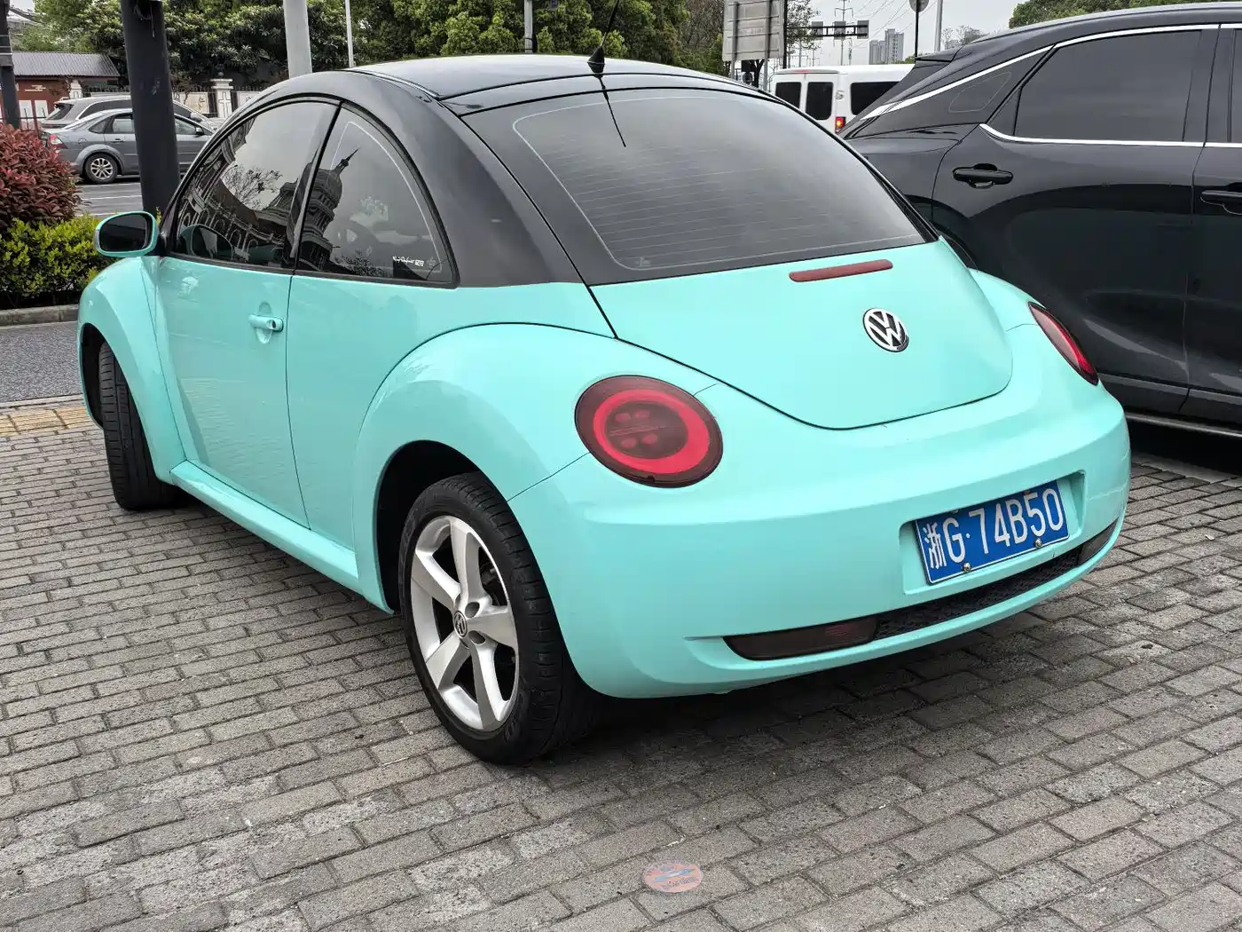 Volkswagen Beetle 2008 1.8T AT Luxury фото 3