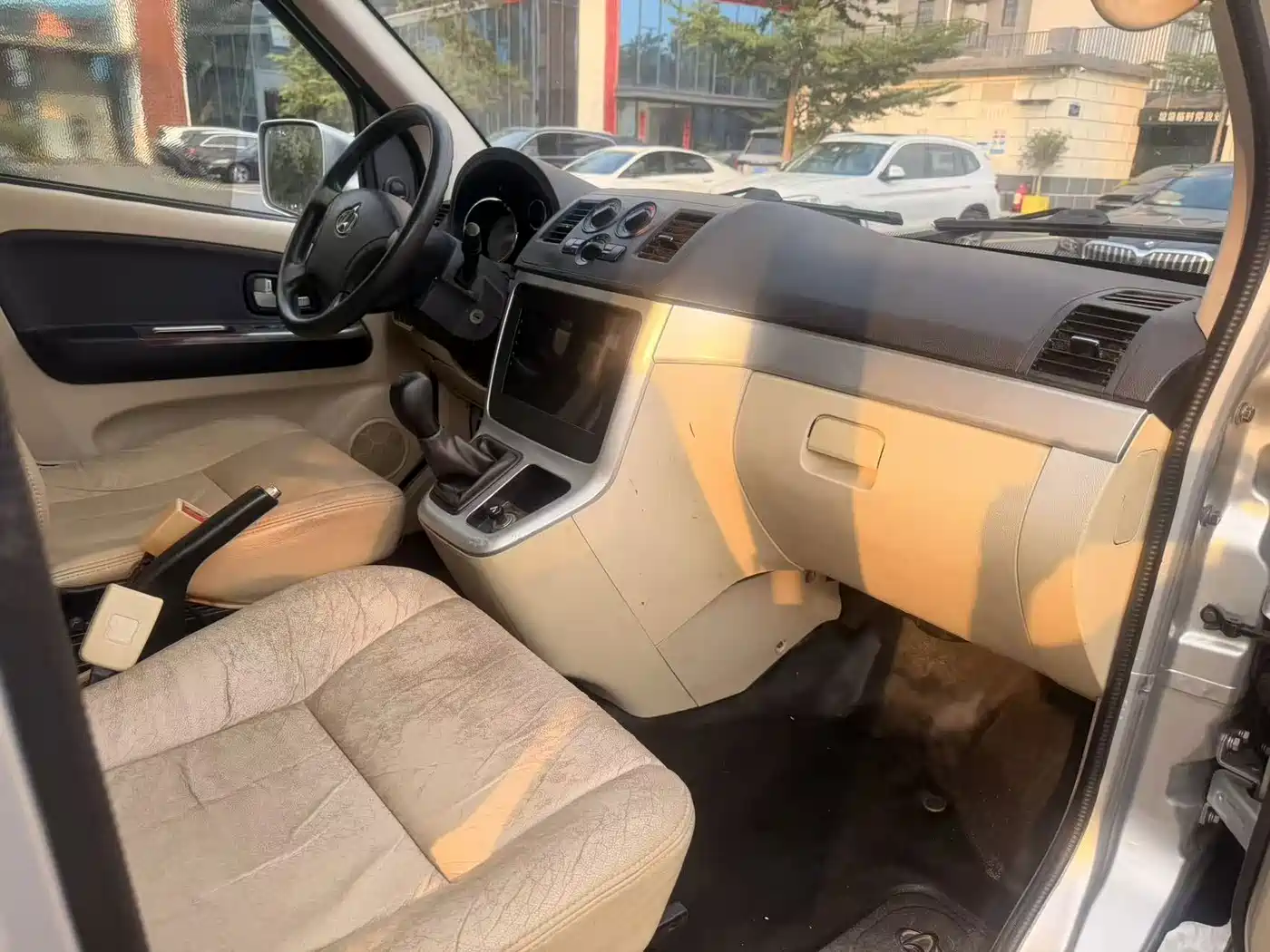 Changan Kaicheng Changan Ruixing M90 2016 2016 Model 2.0L Luxury 4G94S