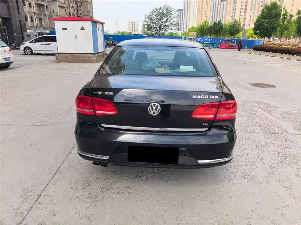 Volkswagen Magotan 2013 1.8TSI Luxury фото 13