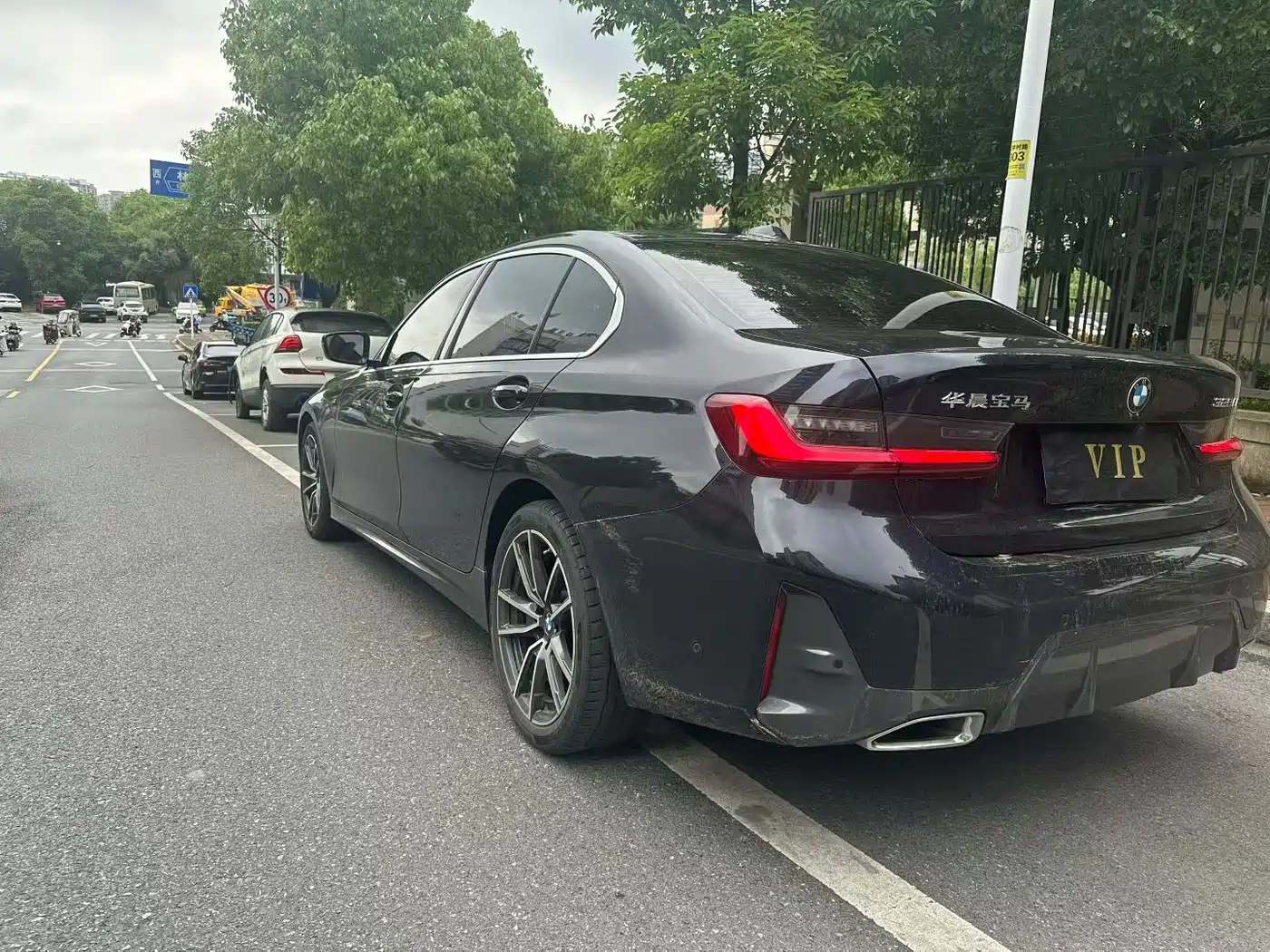 BMW 3 Series 2024 325Li M Sport Package фото 6