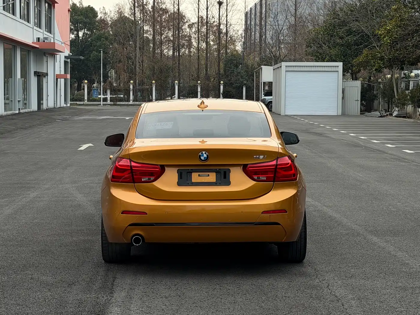 BMW 1 Series 2017 118i Sport фото 6