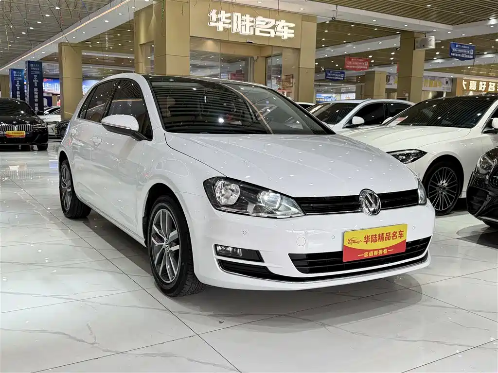 Volkswagen Golf 2015 1.4TSI Automatic Luxury фото 3