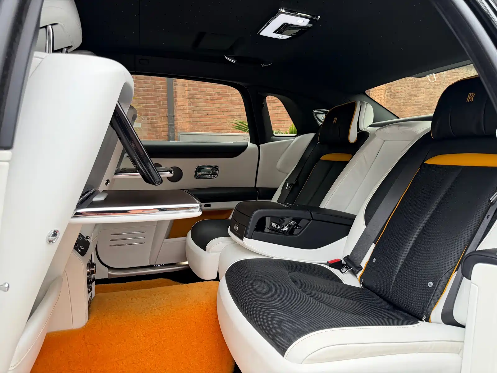 Фото 13 - Rolls-Royce Ghost