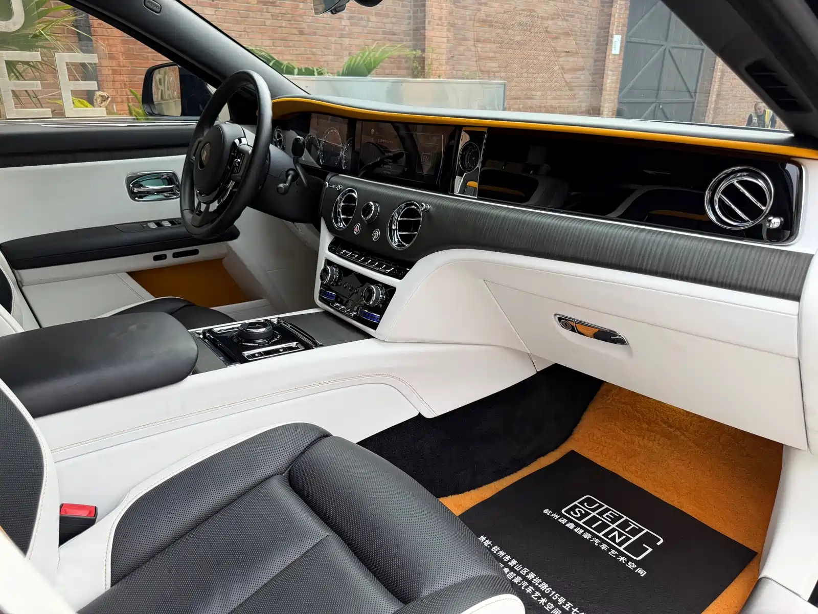 Фото 8 - Rolls-Royce Ghost