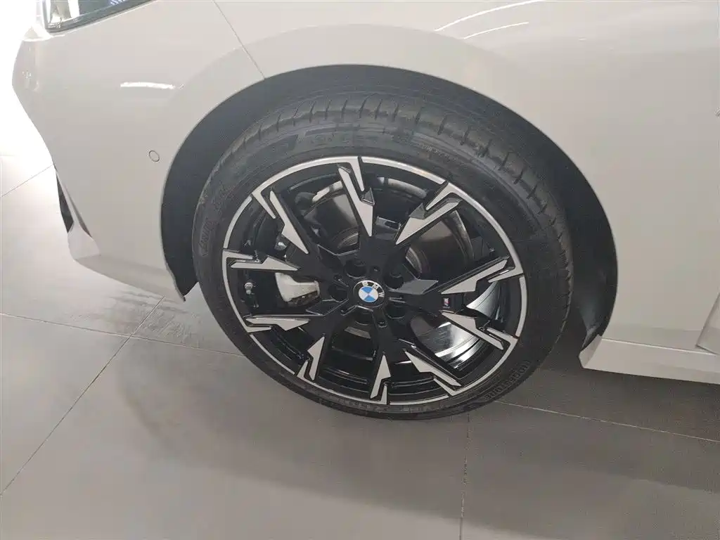 Фото 23 - BMW 2 Series