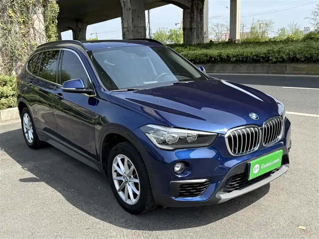 BMW X1 2019 sDrive18Li Fashion Model фото 24