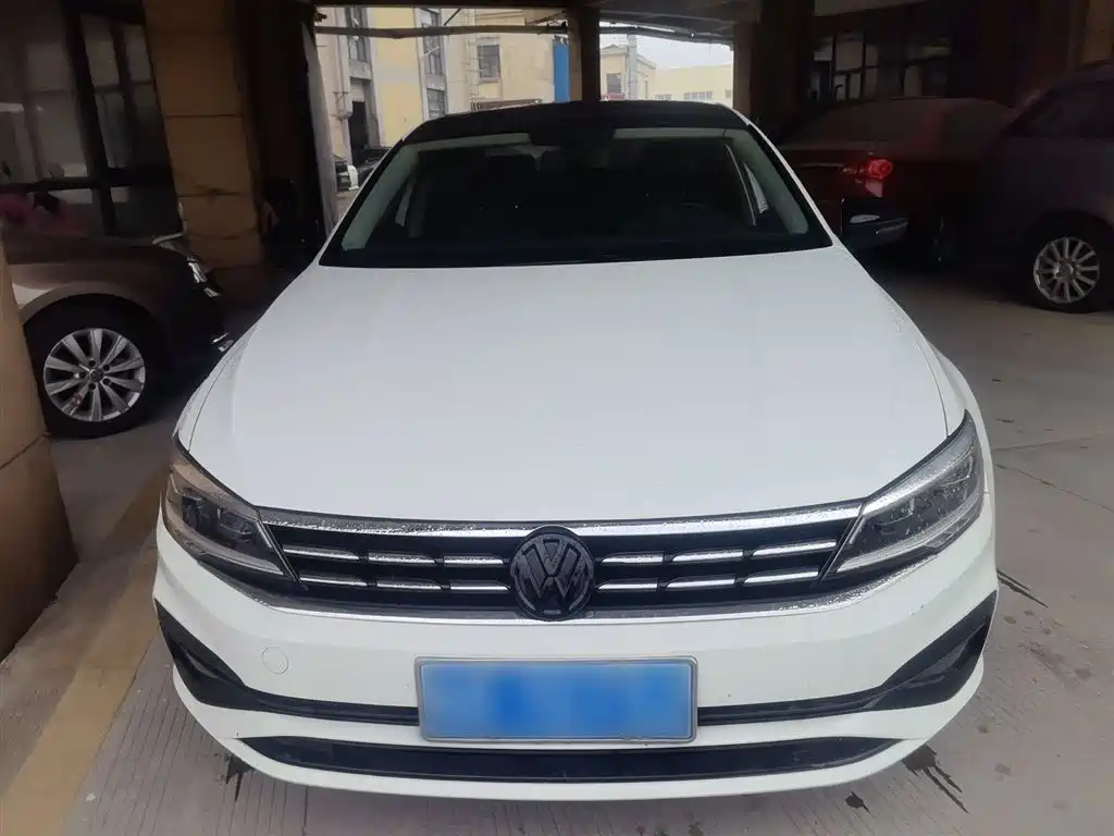 Volkswagen Lamando 2021 Facelift 280TSI DSG Comfort Edition фото 3