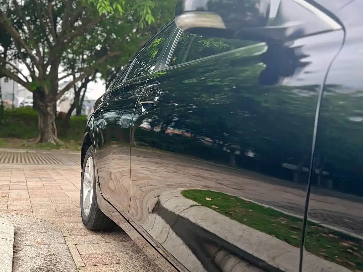 Toyota Reiz 2017 2013 2.5V Elite Edition