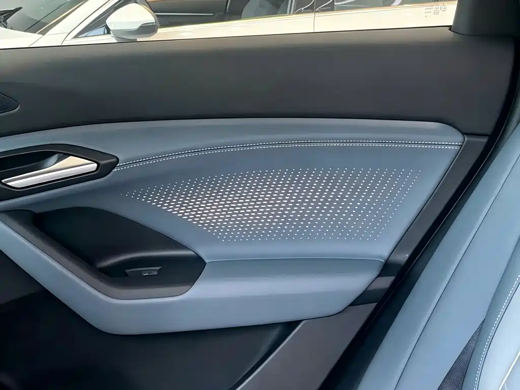 Audi Q6L e-tron 2025 2025 Extended Range Edition