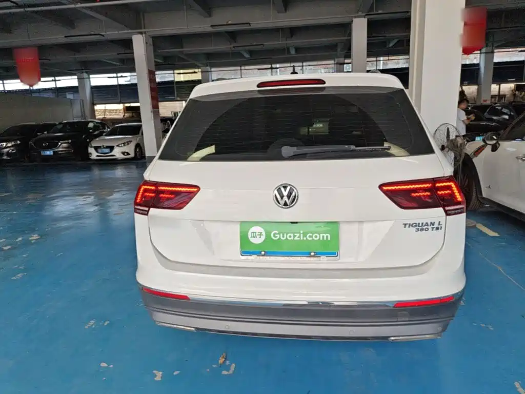 Фото 4 - Volkswagen Tiguan L