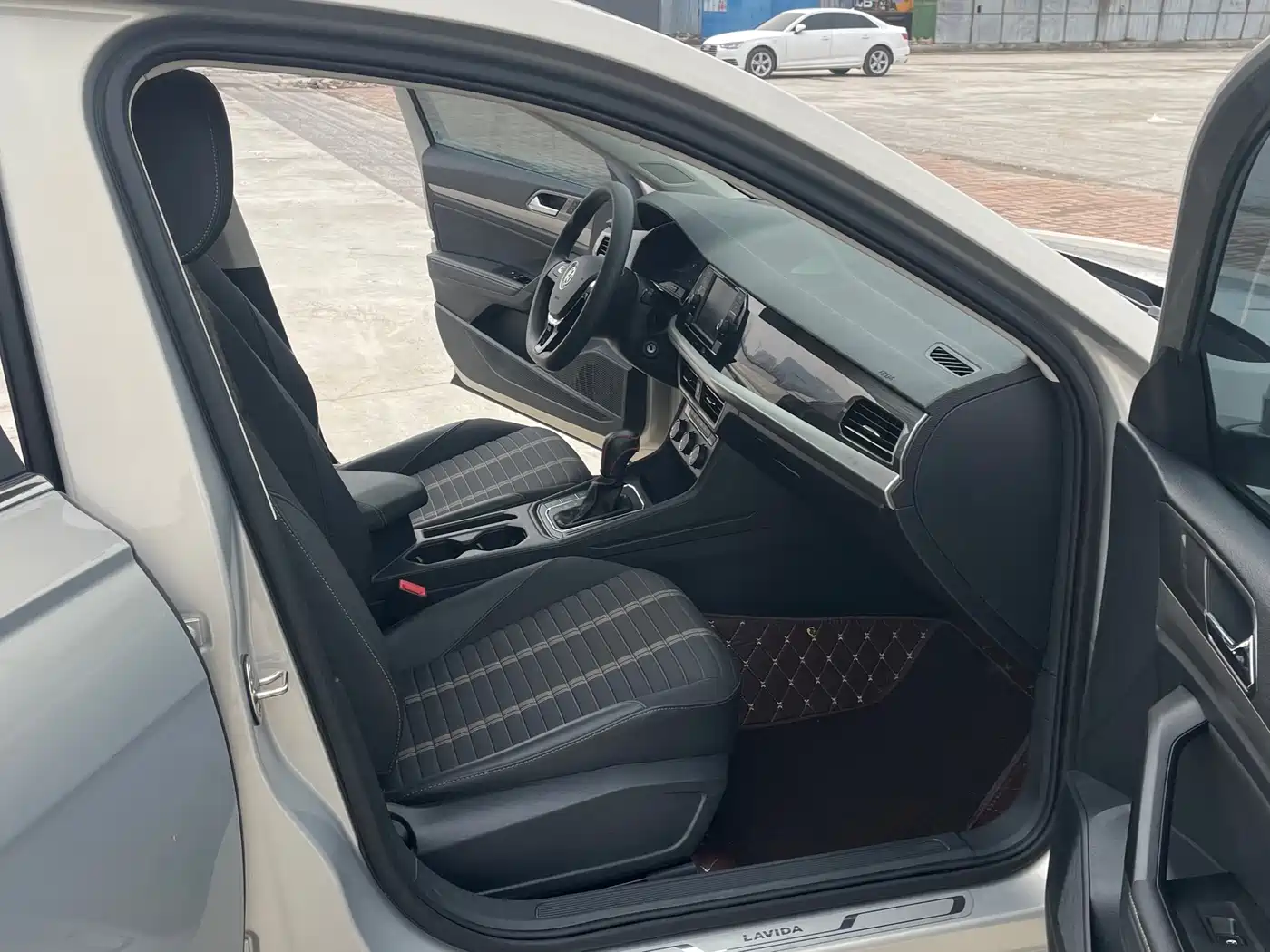 Volkswagen Lavida 2019 280TSI DSG Comfort Edition China VI фото 6