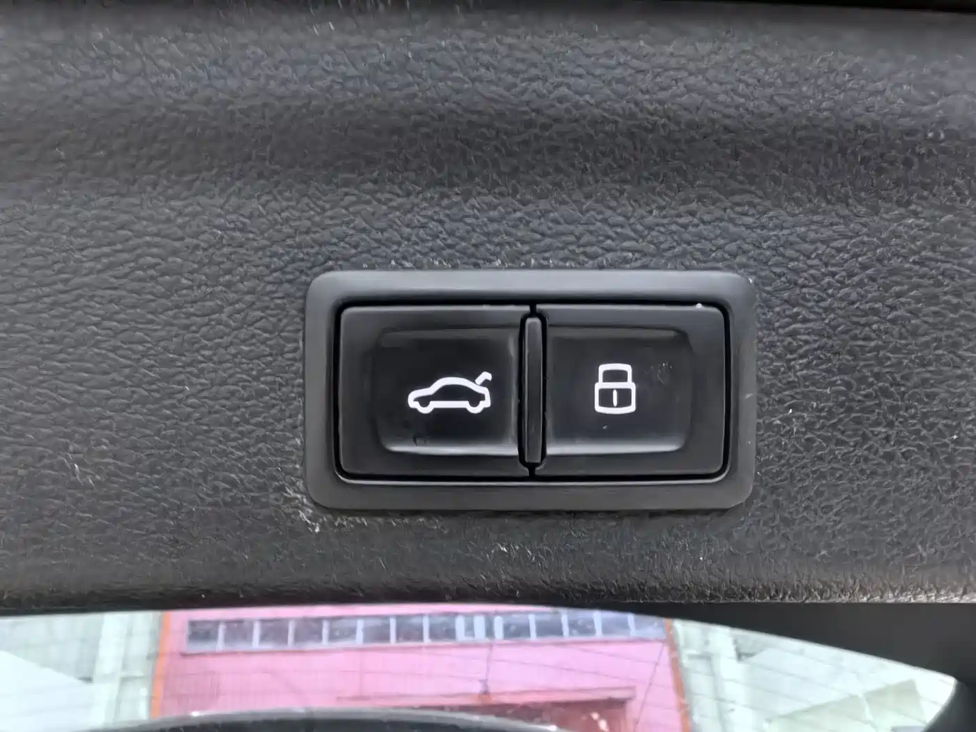 Photo 16 - Audi Q3