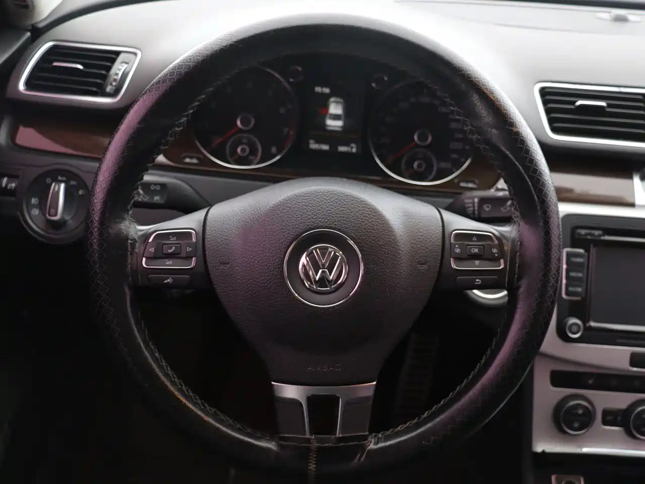 Volkswagen Magotan 2015 1.8TSI Premium фото 12