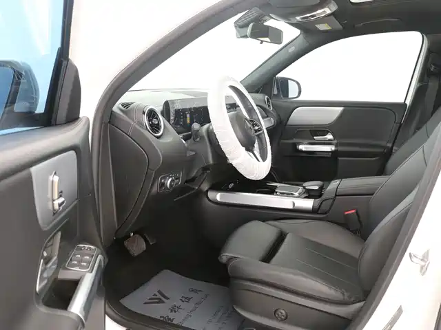 Mercedes-Benz GLB 2022 Facelift II GLB 200 Style — фото 4