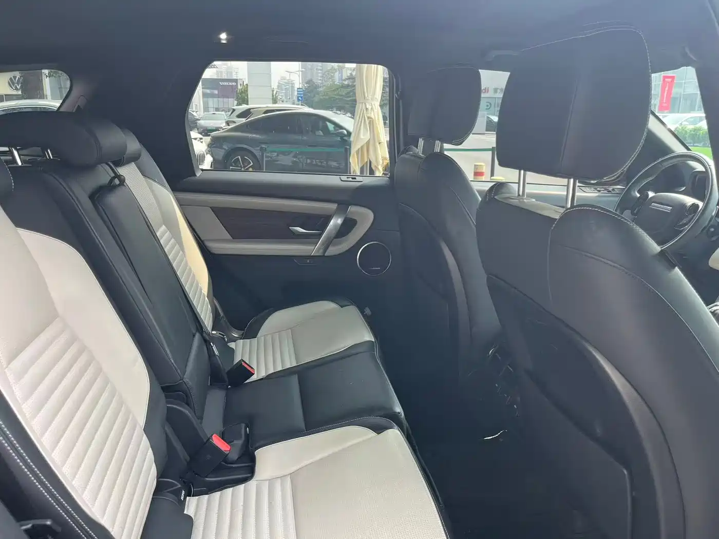 Land Rover Discovery Sport 2020 249PS R-Dynamic Luxury Custom фото 15