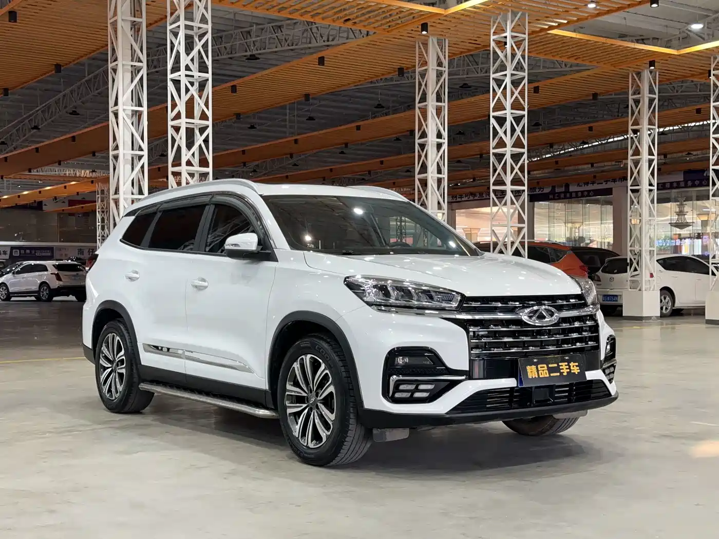 CHERY TIGGO 8