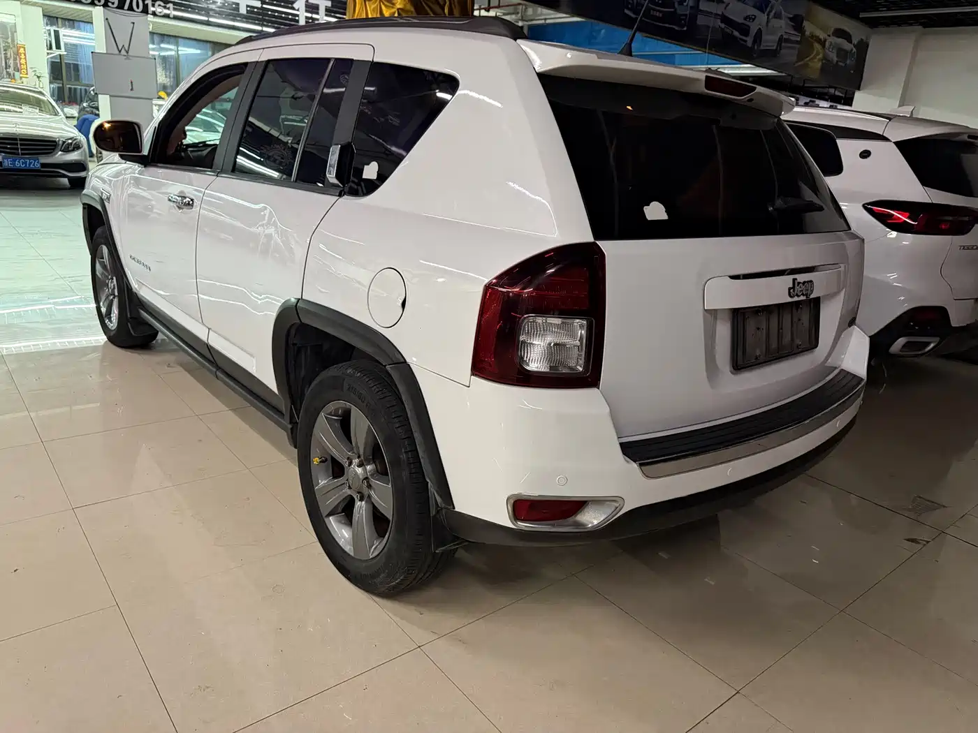 Jeep Compass (Import) 2014 2014 Facelift 2.4L 4WD Comfort Edition