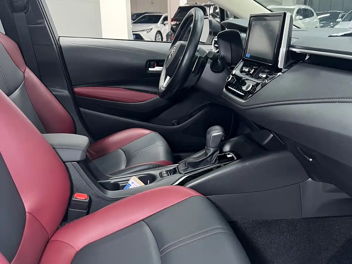 Toyota Corolla 2021 TNGA 1.5L CVT GR SPORT Edition фото 20