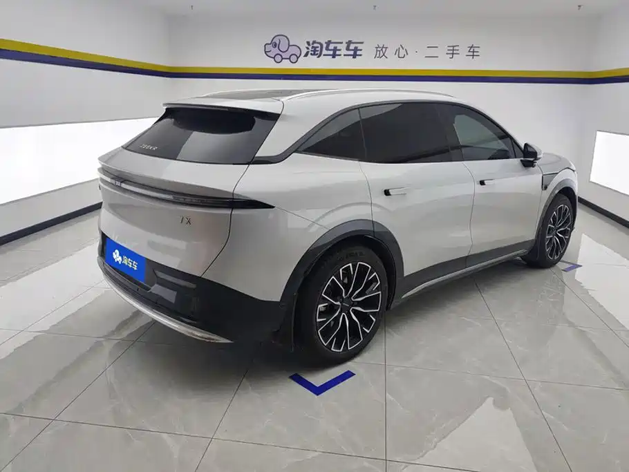 ZEEKR 7X 2025 2025 Model 75kWh RWD Smart Driving Edition