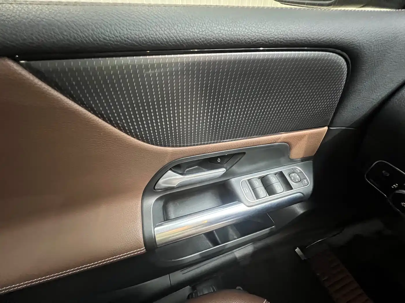 Mercedes-Benz B-Class 2020 B 200 Sport Edition фото 14