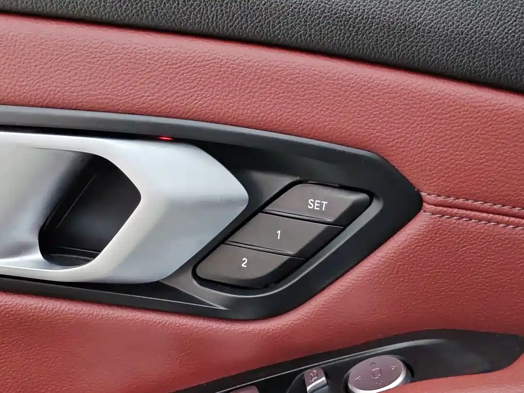 BMW 3 Series 2022 320Li M Sport Package фото 15