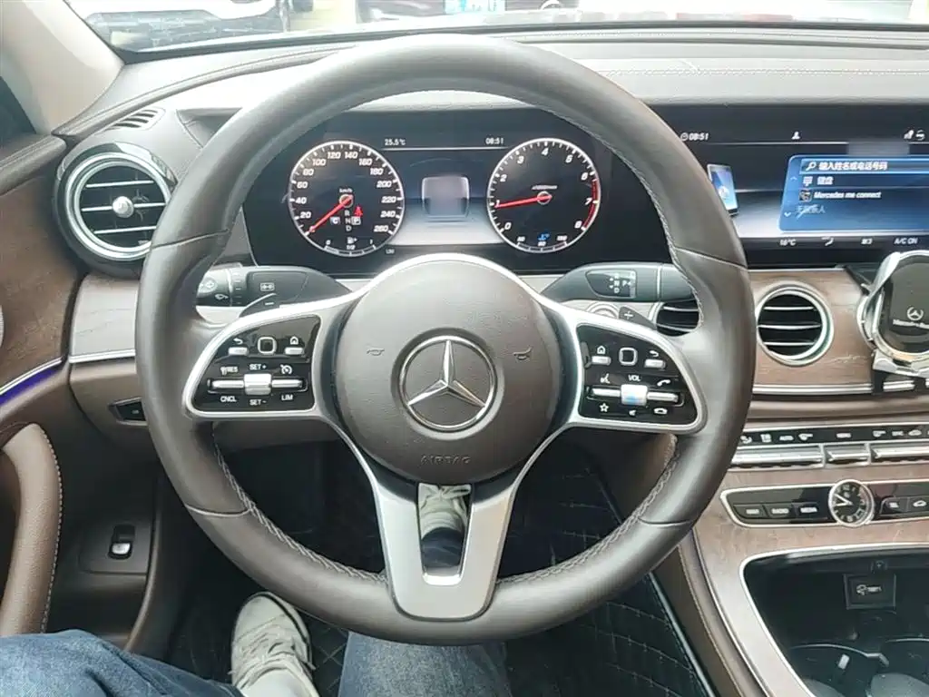 Mercedes-Benz E-Class 2020 E 300 L Luxury Model фото 11