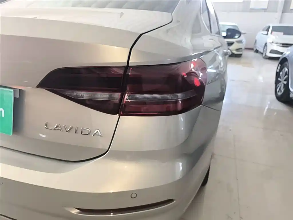 VOLKSWAGEN LAVIDA