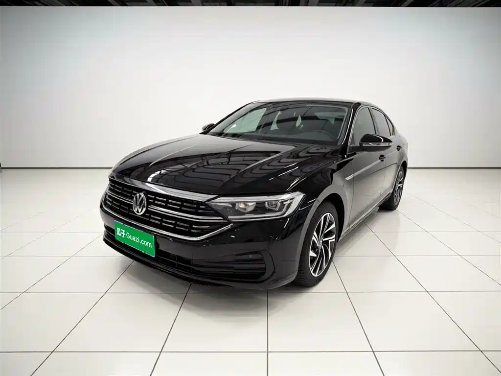 Volkswagen Sagitar 2023 300TSI DSG Surpassing Edition фото 2