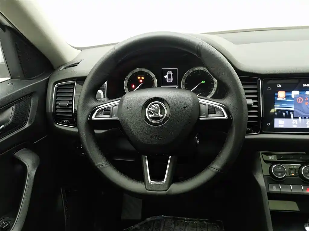 Škoda Kodiaq 2018 Facelift TSI330 5-seat 2WD Premium Luxury Edition фото 11