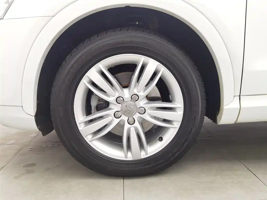 Audi Q3 2015 30 TFSI Comfort фото 17