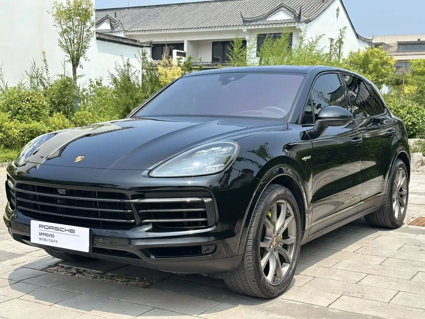 Porsche Cayenne New Energy 2023 Cayenne E-Hybrid 2.0T Platinum Edition