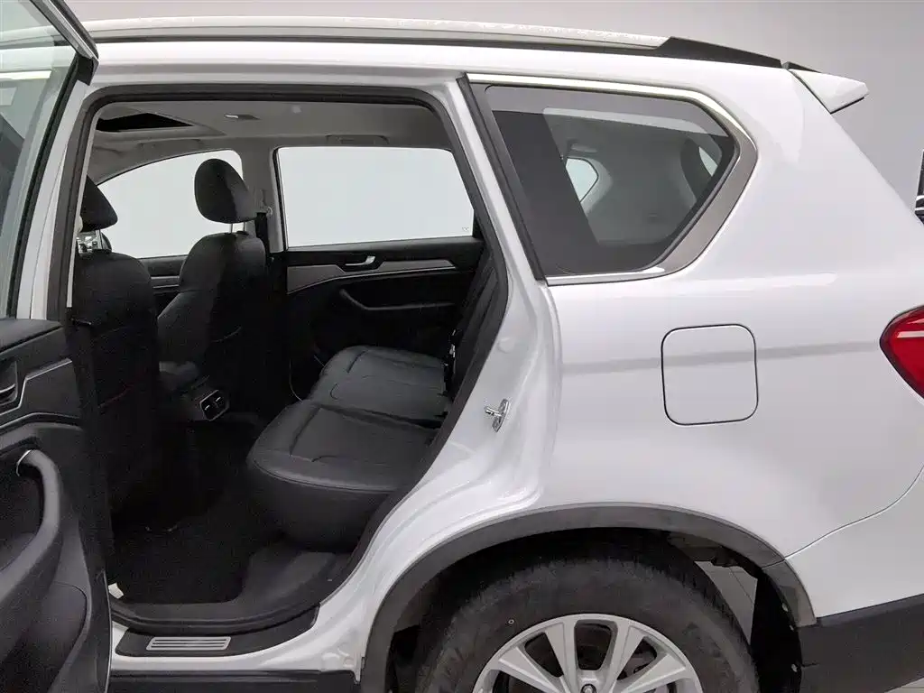 Haval H6 2018 Sport Edition 1.5T Automatic 2WD Elite China V фото 15
