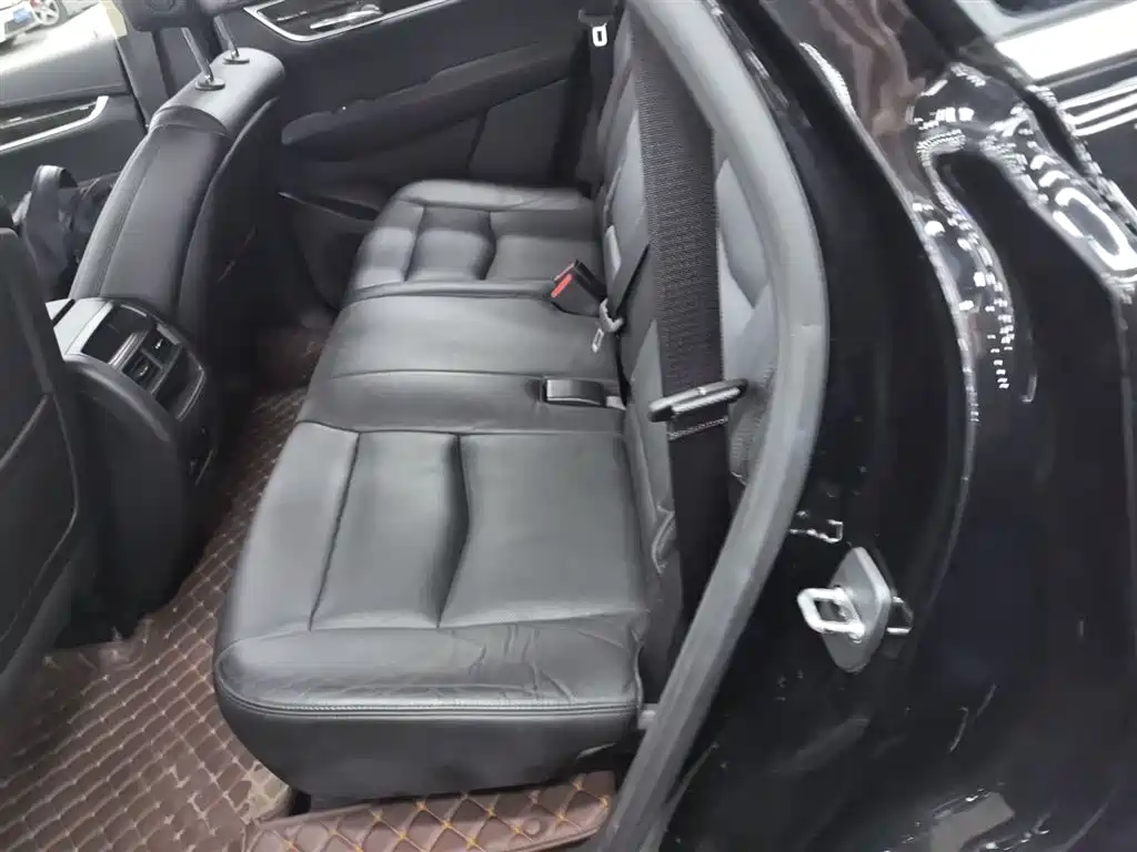 Cadillac XT5 2016 28T AWD Luxury Model фото 13