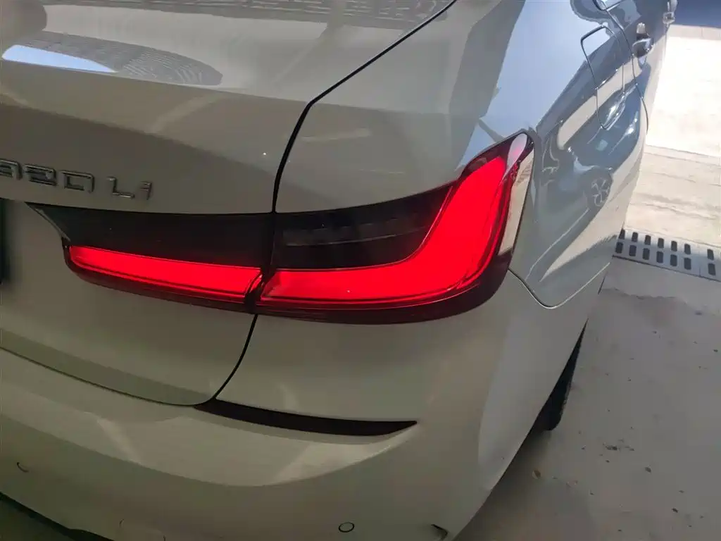 BMW 3 Series 2021 320Li M Sport Package фото 25
